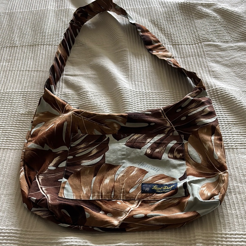 Local Design Hawaii purse